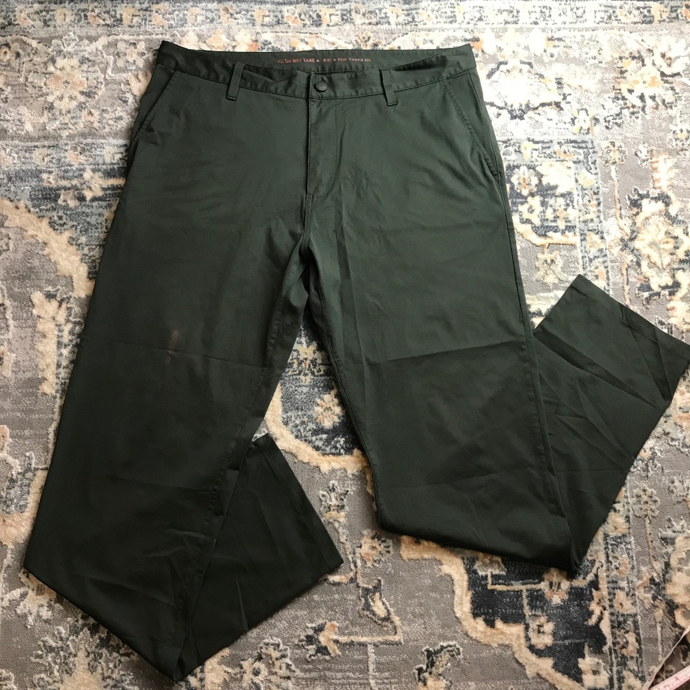 RHONE pants (Flawed)